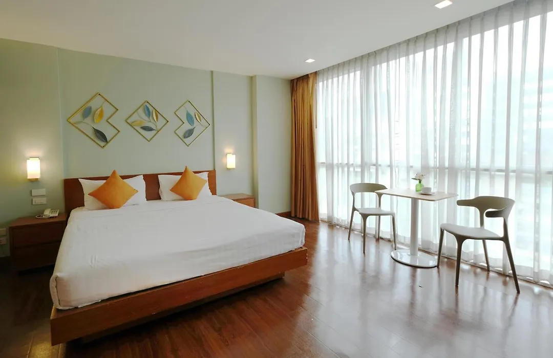 Lantana Resort Hotel Bangkok-1